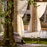 Salvatorehomes - Luxury In The Centre Of With Private Jacuzzi & Direct Access To Infinity Pool - Casa Olivia - A 5 Star Luxury Collection At Garda *
