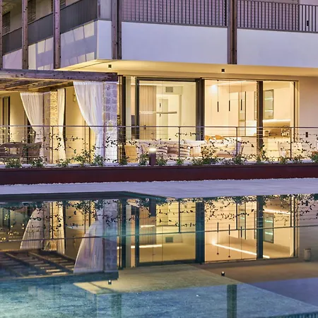 公寓 Salvatorehomes - Luxury In The Centre Of With Private Jacuzzi & Direct Access To Infinity Pool - Casa Olivia - A 5 Star Luxury Collection At Garda 巴多利诺