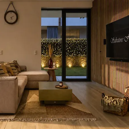 Salvatorehomes - Casa Olivia - Ultra Luxury In The Heart Of With Private Jacuzzi & Direct Access To Infinity Pool Bardolino