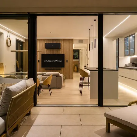 Apartment Salvatorehomes - Casa Olivia - Ultra Luxury In The Heart Of With Private Jacuzzi & Direct Access To Infinity Pool