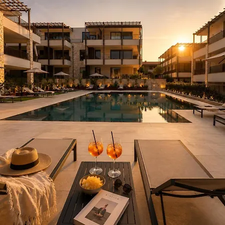 Apartment Salvatorehomes - Casa Olivia - Ultra Luxury In The Heart Of With Private Jacuzzi & Direct Access To Infinity Pool