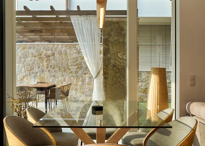 Apartamento Salvatorehomes - Pure Luxury In The Centre Of With Pool & Private Jacuzzi - Casa Olivia - A 5 Star Luxury Collection At Garda Bardolino