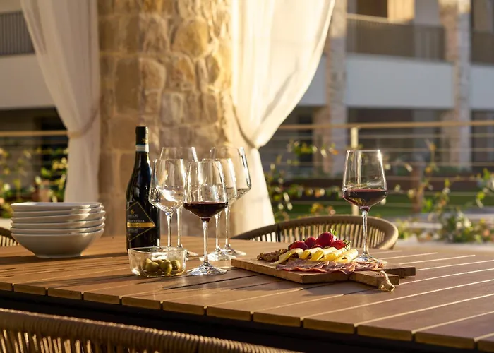 Salvatorehomes - Luxury In The Centre Of With Private Jacuzzi & Direct Access To Infinity Pool - Casa Olivia - A 5 Star Luxury Collection At Garda 公寓 巴多利诺