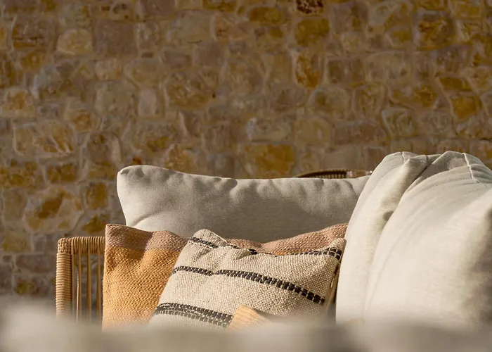 Apartment Salvatorehomes - Pure Luxury In The Centre Of With Pool & Private Jacuzzi - Casa Olivia - A 5 Star Luxury Collection At Garda